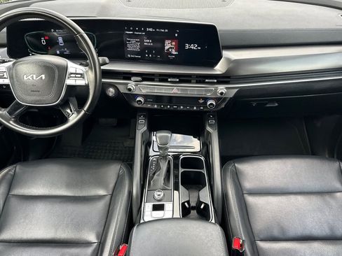 Used 2023 Kia Telluride S w/ S Sunroof Package image 3