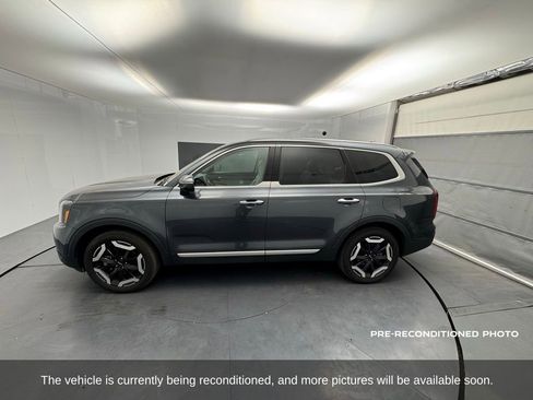 Used 2024 Kia Telluride S w/ S Sunroof Package AWD/4WD image 2