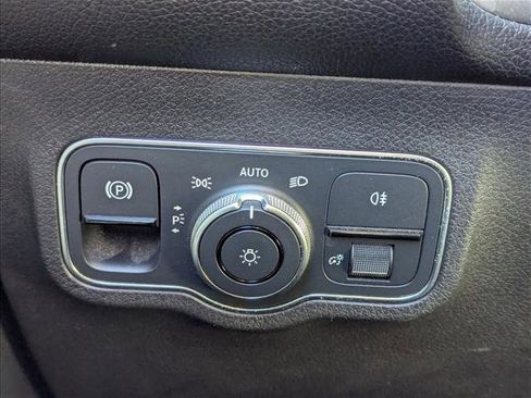 Certified 2023 Mercedes-Benz GLB 250 image 13