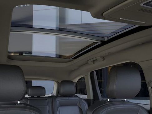 New 2026 Lincoln Nautilus Premier w/ Equipment Group 102A image 25