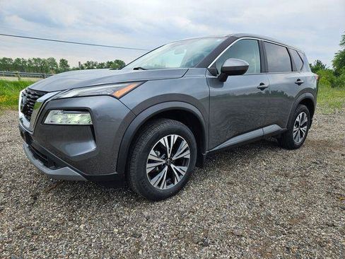Used 2023 Nissan Rogue SV AWD/4WD image 3
