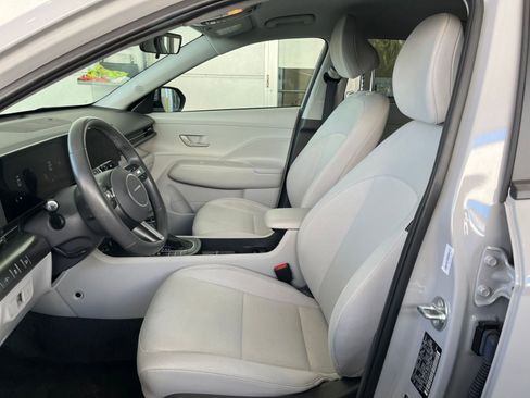 Used 2025 Hyundai Kona SEL image 27
