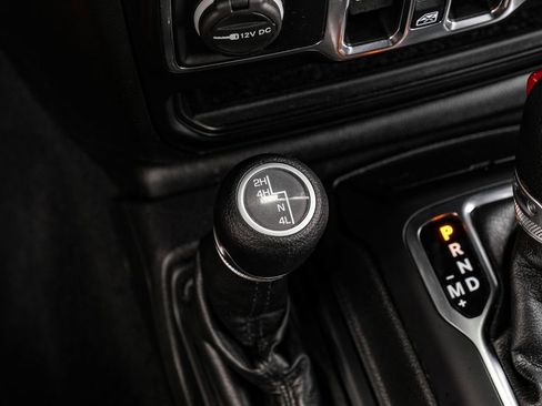 Used 2022 Jeep Wrangler Unlimited Sport w/ Sun And Sound Package image 33