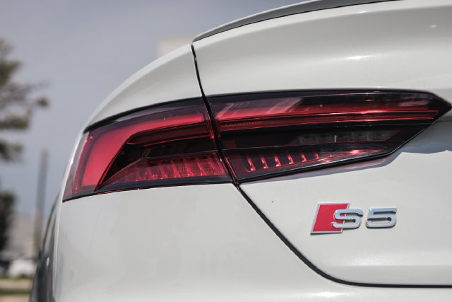 Used 2018 Audi S5 Premium Plus w/ Navigation Package AWD/4WD image 29