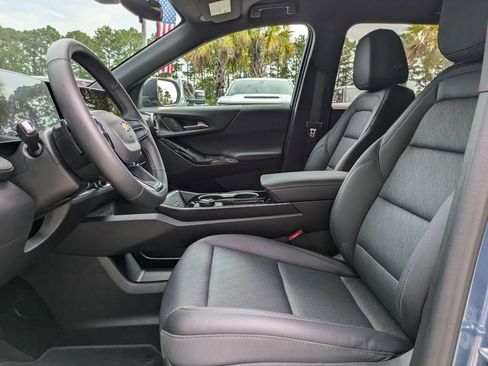 Used 2026 Chevrolet Equinox LT w/ Convenience Package II AWD/4WD image 20