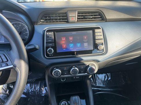 Used 2025 Nissan Versa SV image 21