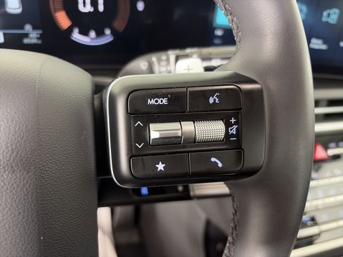 New 2025 Hyundai Santa Fe SE AWD/4WD image 31