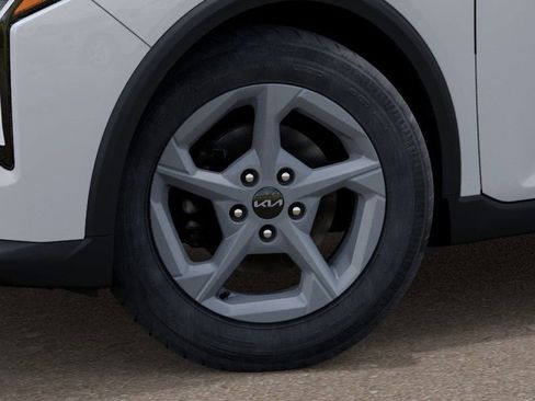 New 2025 Kia K4 LXS image 9
