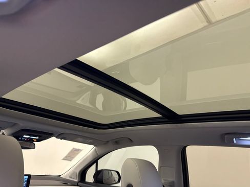 New 2026 Honda Prologue Touring image 13