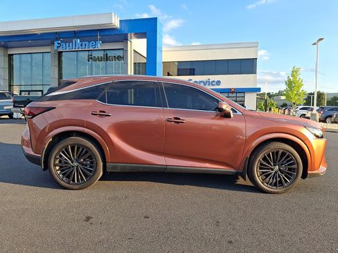 Used 2025 Lexus RX 350h w/ Accessory Package AWD/4WD image 7