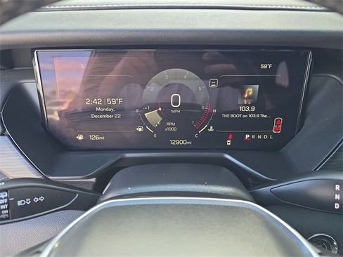 Certified 2025 GMC Acadia Elevation image 28