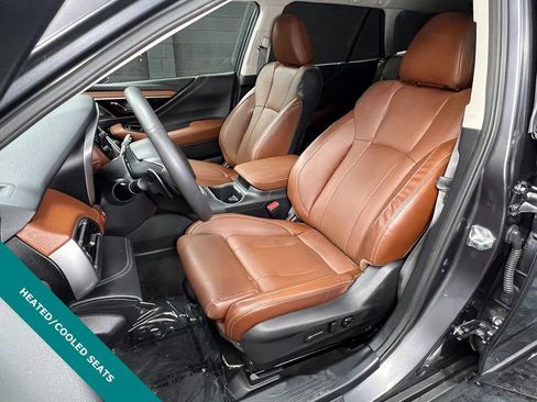 Used 2024 Subaru Outback Touring XT w/ Tech Package 3 image 3