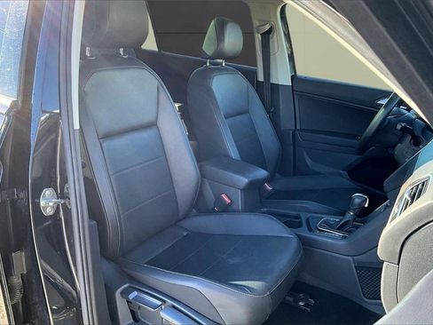 Used 2019 Volkswagen Tiguan SE image 4