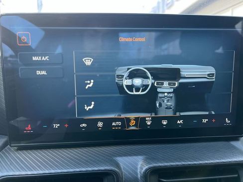 Used 2024 Ford Mustang Coupe image 18