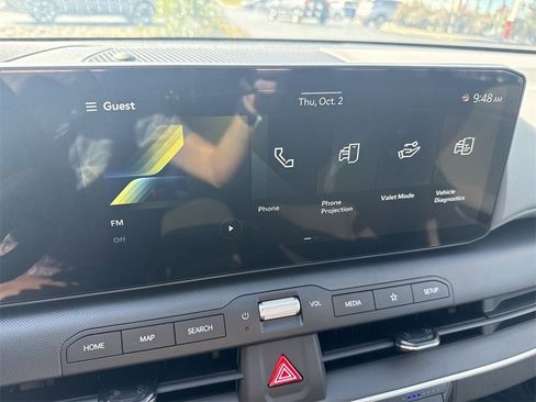 New 2025 Kia K4 LXS image 12