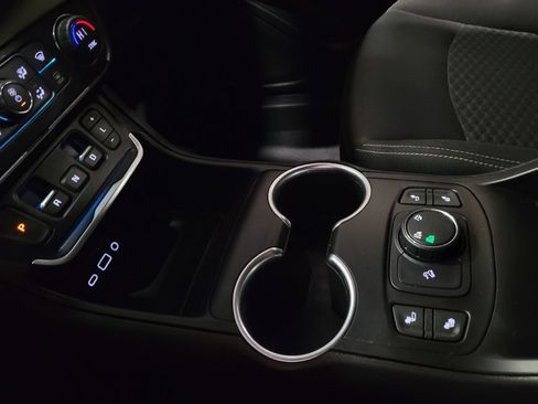 Used 2019 GMC Terrain SLE w/ Driver Convenience Package image 26