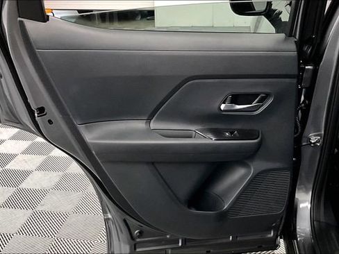 New 2026 Nissan Kicks SV image 28