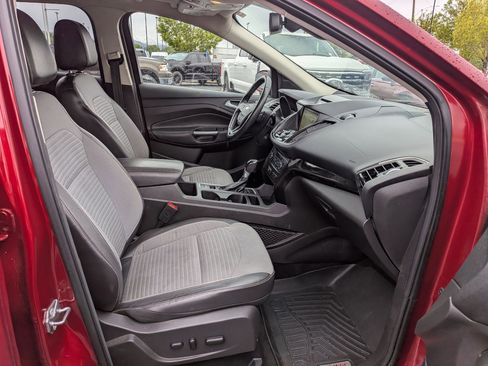 Used 2017 Ford Escape Titanium AWD/4WD image 32