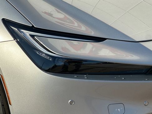 New 2026 Toyota Prius Plug-In Hybrid FWD image 31