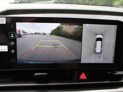 New 2027 Kia Carnival SX Prestige FWD image 14