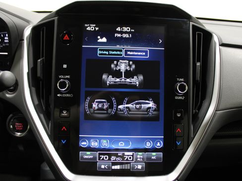 Used 2025 Subaru Crosstrek 2.0i Premium image 17