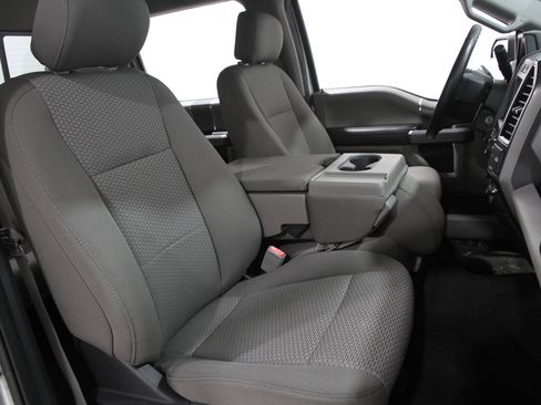 Used 2019 Ford F150 XLT w/ Equipment Group 302A Luxury image 19