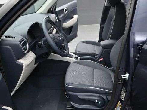 New 2026 Hyundai Venue SEL FWD image 16
