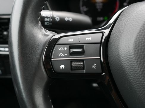 Used 2025 Honda CR-V EX-L image 31