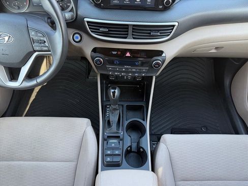Used 2021 Hyundai Tucson Sport image 16