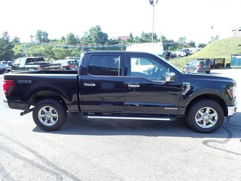 Used 2025 Ford F150 XLT w/ Equipment Group 302A MID AWD/4WD image 9
