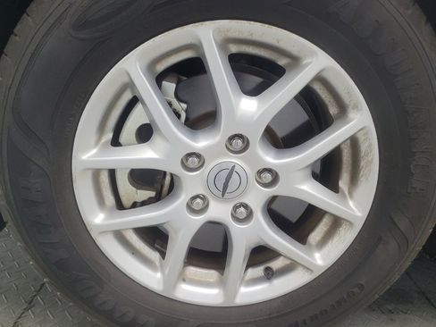 Used 2023 Chrysler Pacifica Touring FWD image 31