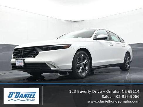 Used 2023 Honda Accord EX image 9