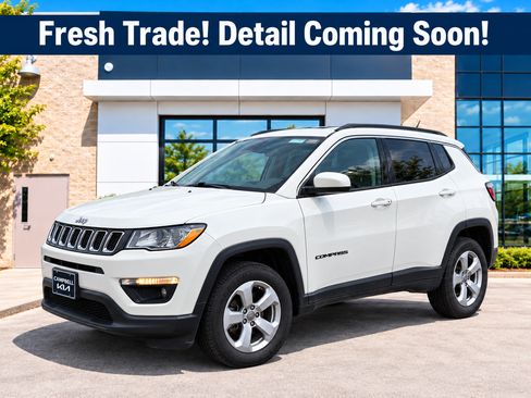 Used 2021 Jeep Compass Latitude w/ Convenience Group AWD/4WD image 5