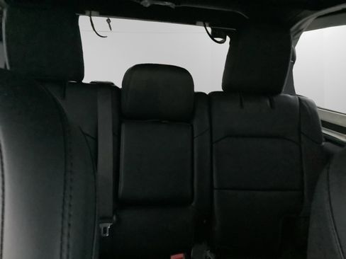 Used 2024 Jeep Wrangler Unlimited Rubicon w/ Technology Group image 13