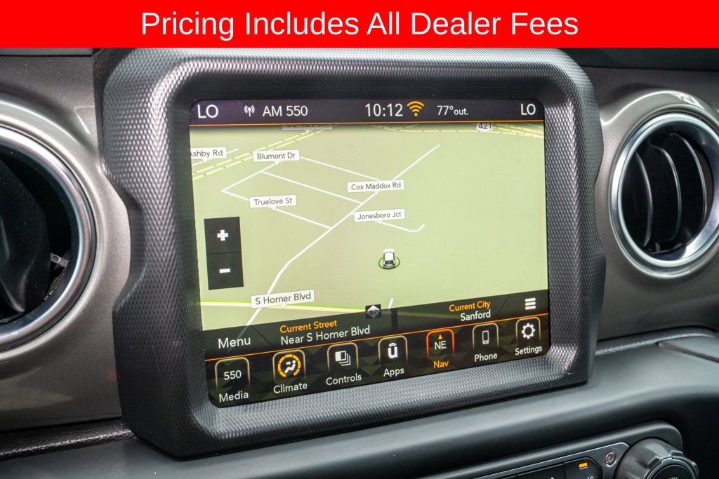 Used 2023 Jeep Gladiator Overland AWD/4WD image 14