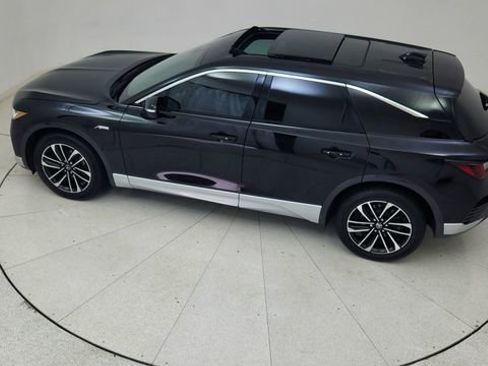 Used 2024 Acura ZDX A-Spec image 78