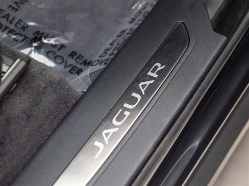 New 2025 Jaguar F-PACE R-Dynamic S AWD/4WD image 26
