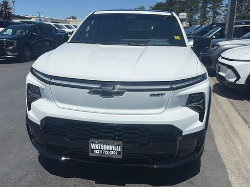 Used 2024 Chevrolet Silverado EV RST AWD/4WD image 18
