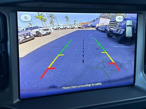 New 2025 Ford Bronco Outer Banks w/ Black Appearance Package image 21