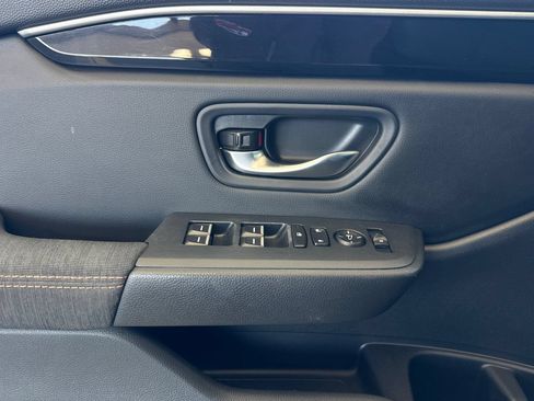 Certified 2025 Honda Pilot Sport image 11