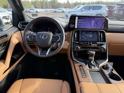New 2026 Lexus LX 600 4WD w/ Luxury Package image 8