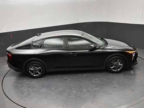 Used 2025 Kia K4 LXS image 24