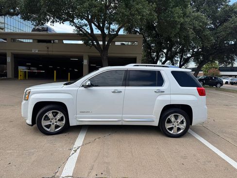 Used 2013 GMC Terrain Denali w/ Cargo Package FWD image 3