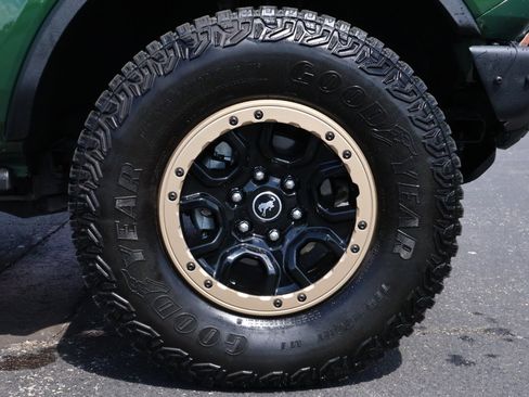 Used 2024 Ford Bronco Wildtrak AWD/4WD image 24