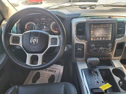 Used 2013 RAM 1500 Laramie w/ Convenience Group AWD/4WD image 17