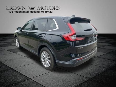 Used 2025 Honda CR-V EX image 9