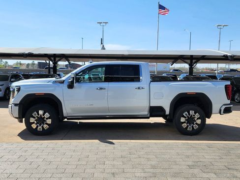 New 2026 GMC Sierra 2500 Denali w/ Denali Reserve Package AWD/4WD image 6