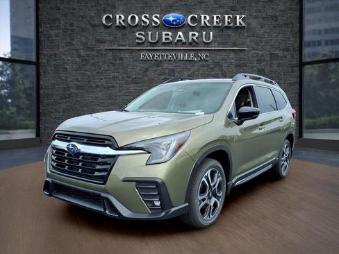 New 2026 Subaru Ascent Limited image 3