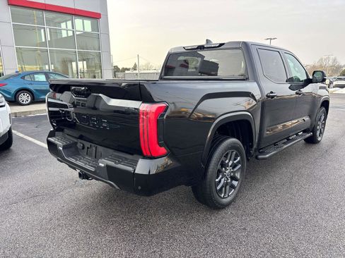 Used 2023 Toyota Tundra Platinum image 3