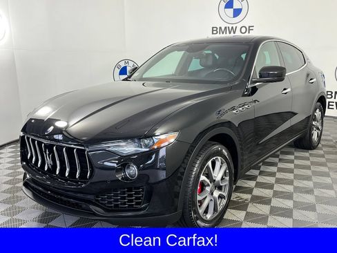 Used 2018 Maserati Levante AWD/4WD image 3